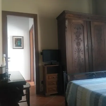 فندق مبيت وإفطار Mosci'S B&B - Birreria Con Camere 3*