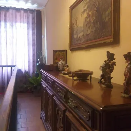 Mosci's Bed & Beer Bed and Breakfast