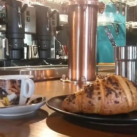 Mosci's Bed & Beer 산 다미아노 다스티