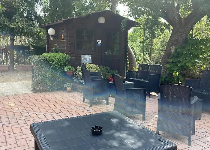 Mosci's Bed & Beer Bed & Breakfast San Damiano dʼAsti