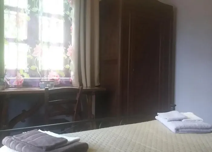 Mosci's Bed & Beer Couette-café San Damiano dʼAsti