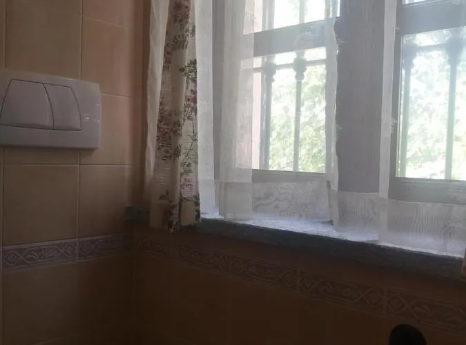 Mosci's Bed & Beer Bed & Breakfast San Damiano dʼAsti
